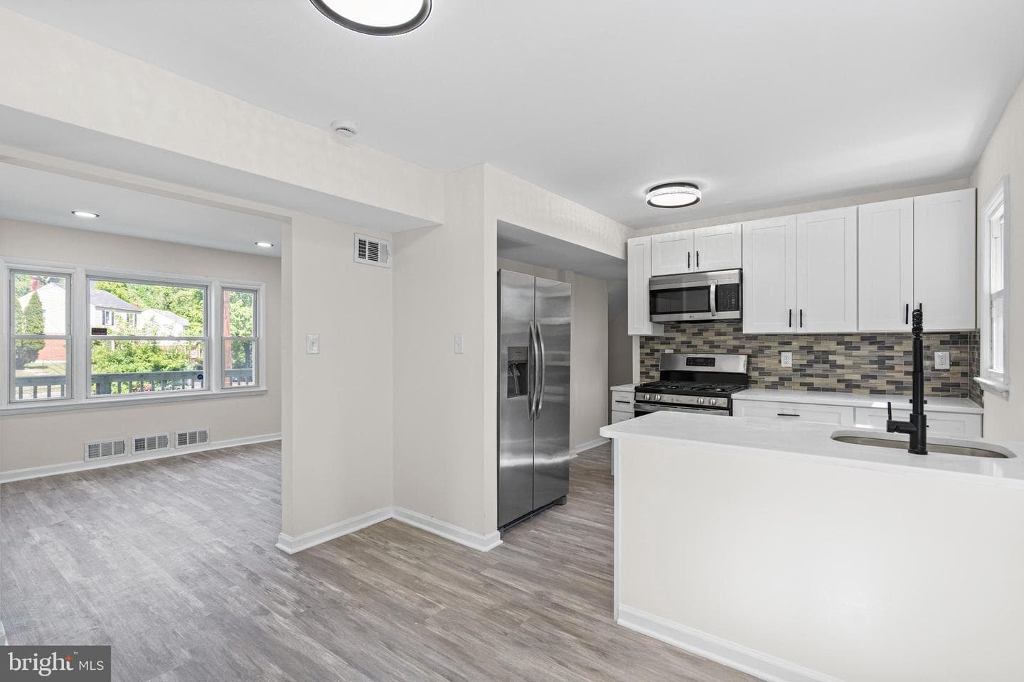 1142 Linden Avenue photo 11