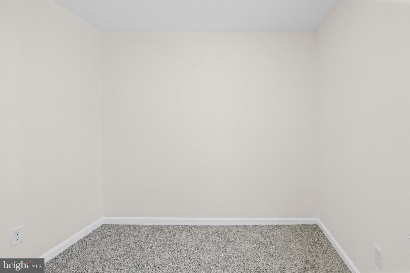 1142 Linden Avenue photo 26
