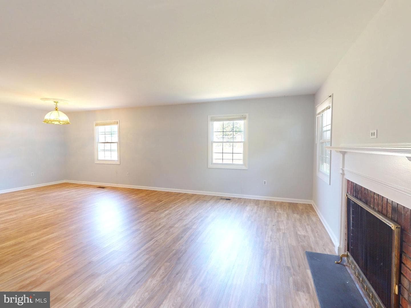 12200 Maycheck Ln photo 13