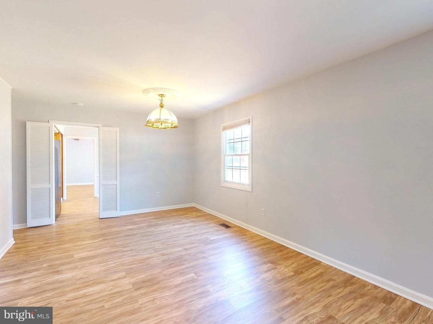 12200 Maycheck Ln photo 14