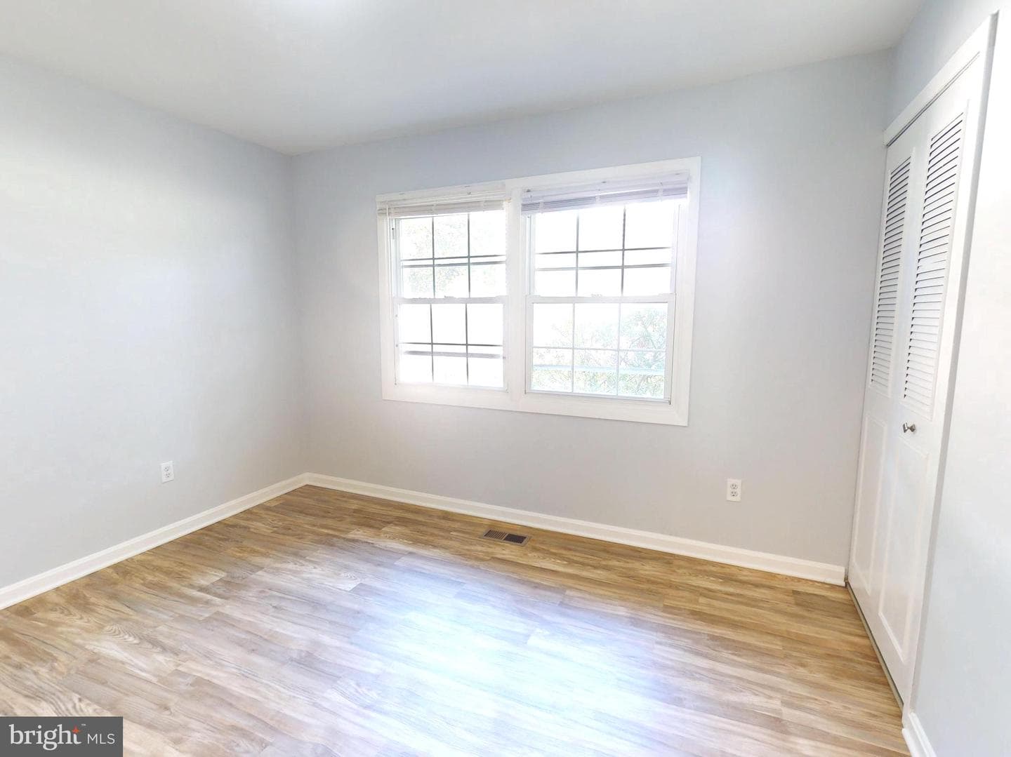 12200 Maycheck Ln photo 36