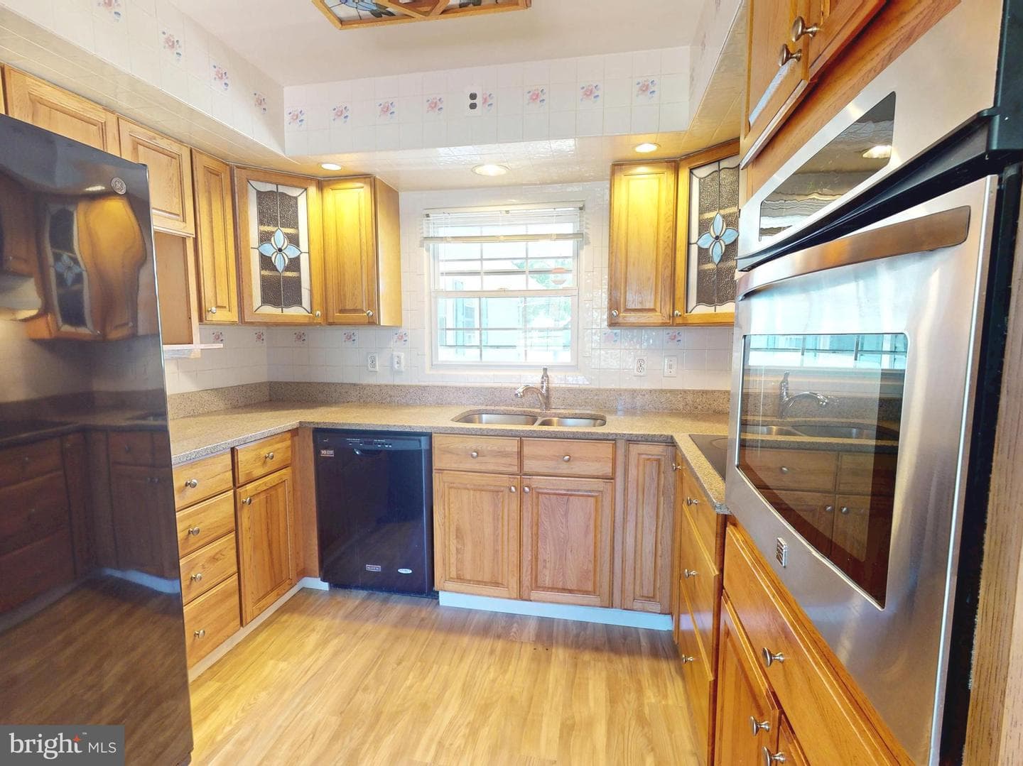 12200 Maycheck Ln photo 5