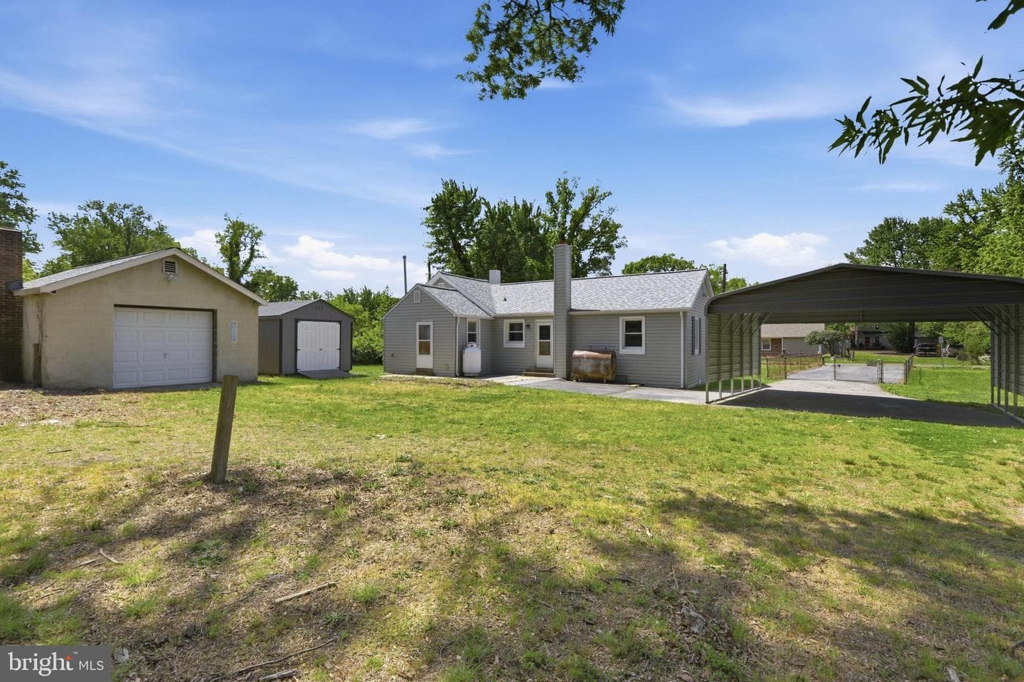 7725 Wills Lane photo 25