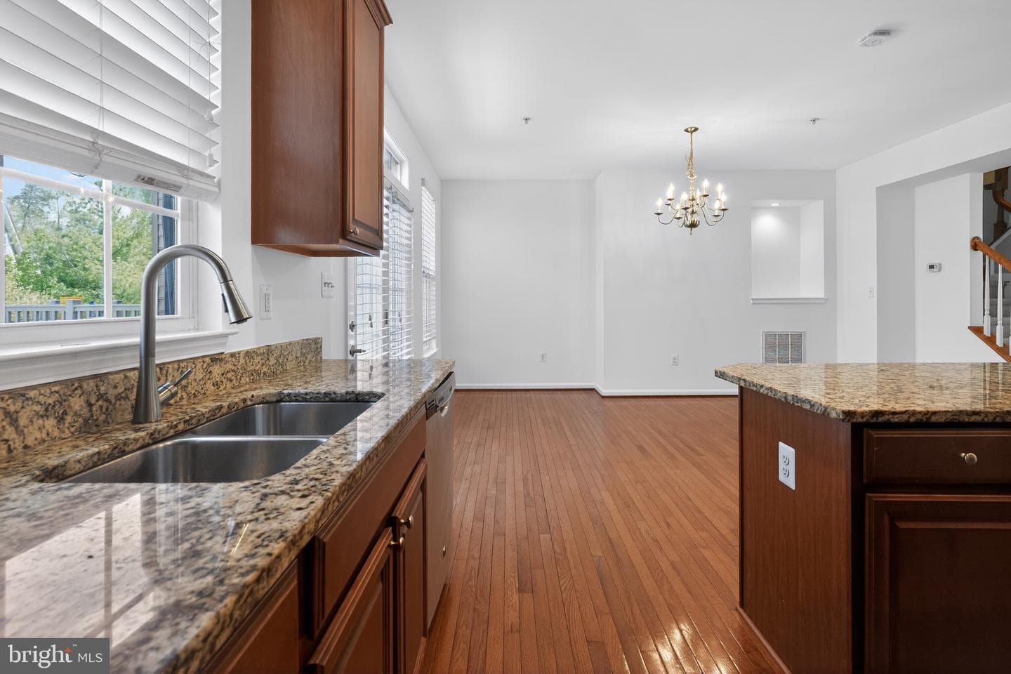 15224 N Berwick Lane photo 28