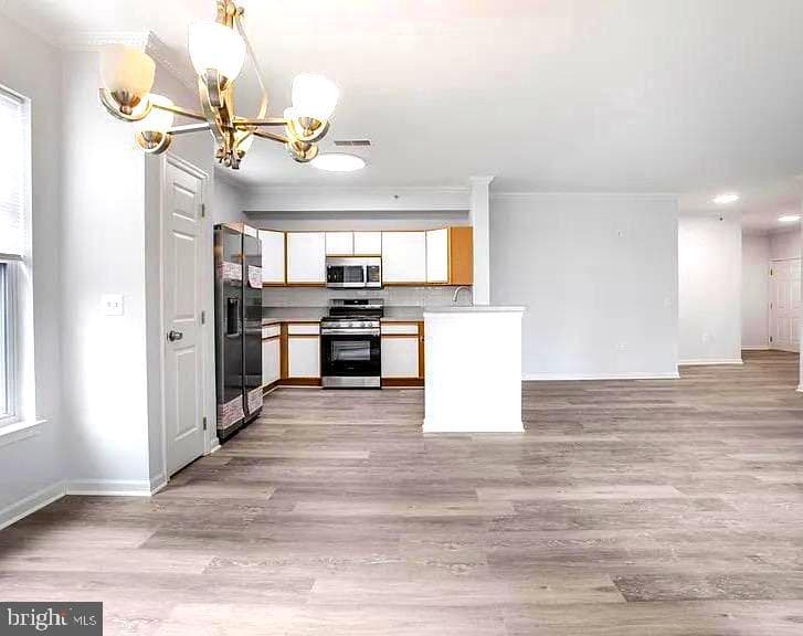 1301 Karen Boulevard #401 photo 3