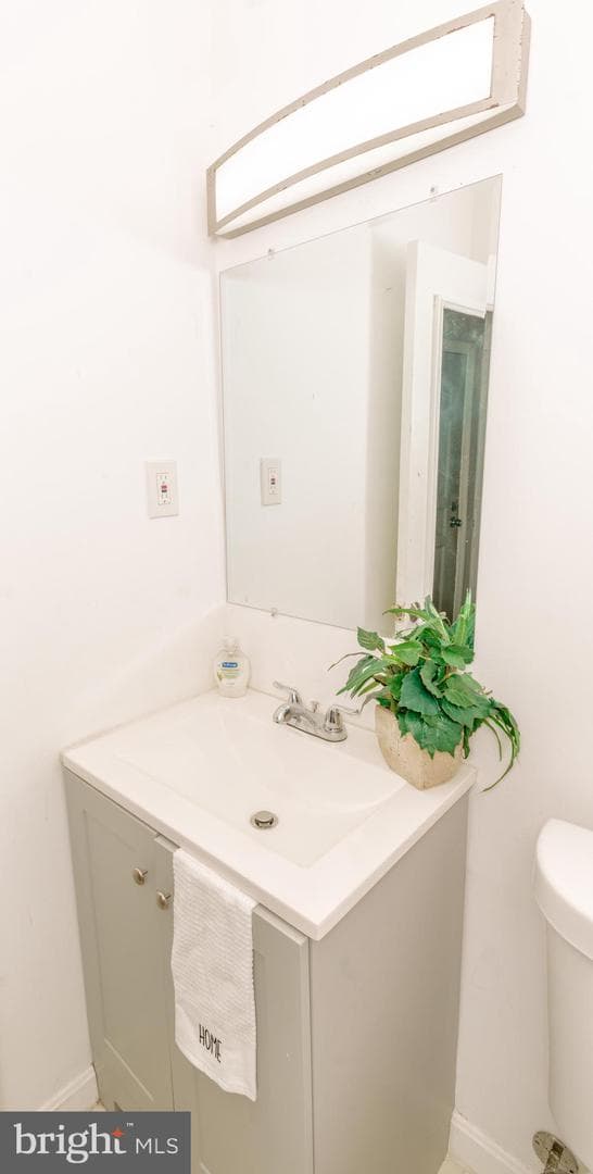 2103 Willowtree Lane photo 5