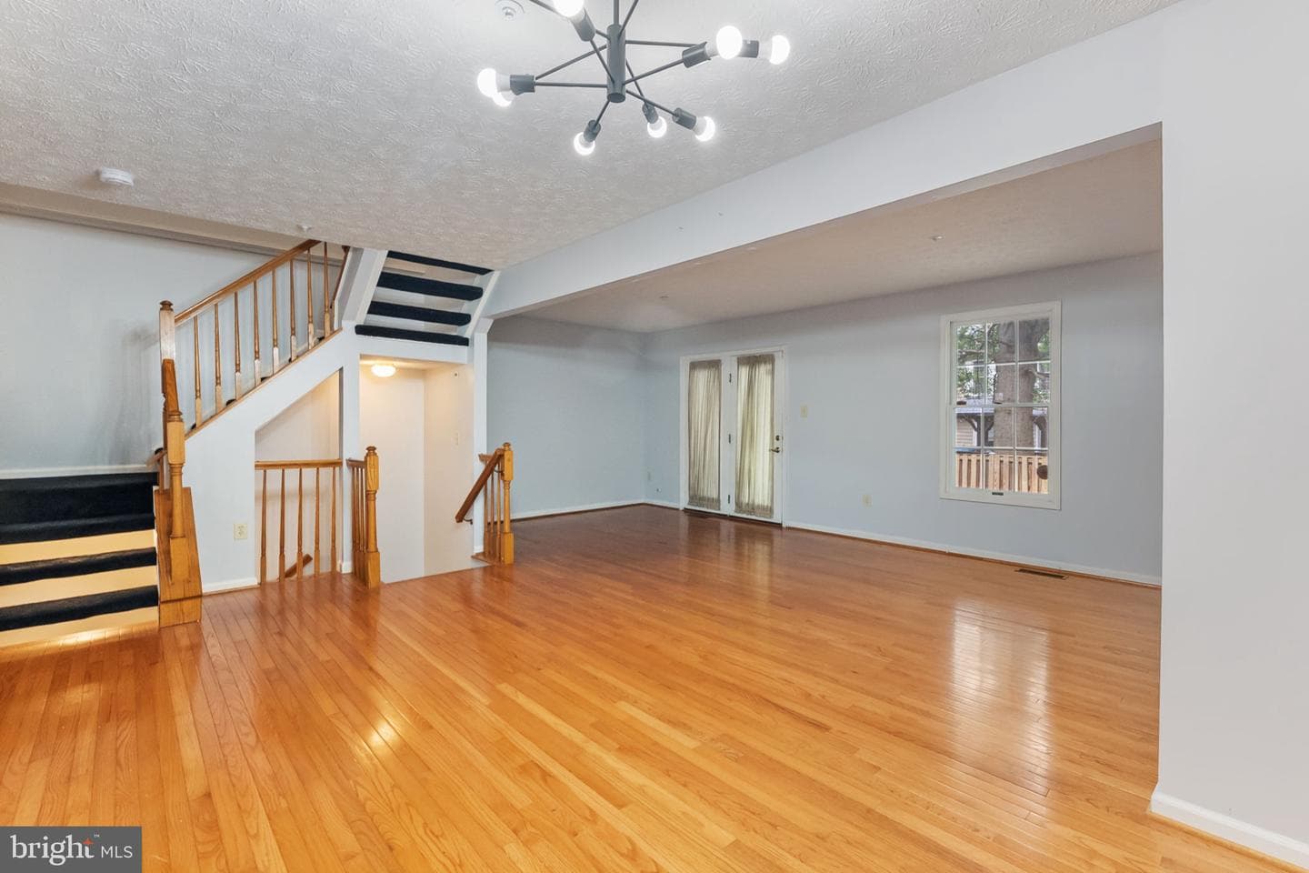 8553 Paragon Court photo 8