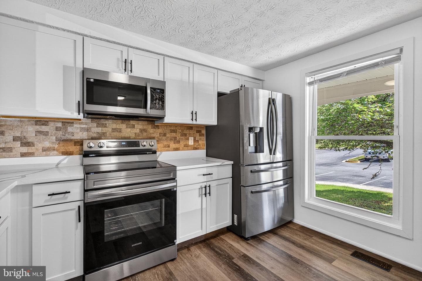 15628 Mews Court photo 8