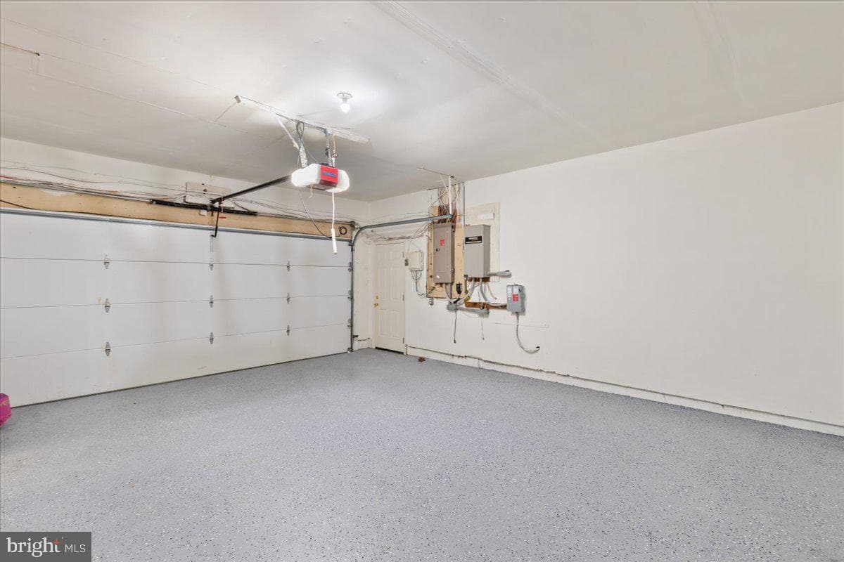13021 Chalfont Avenue photo 47