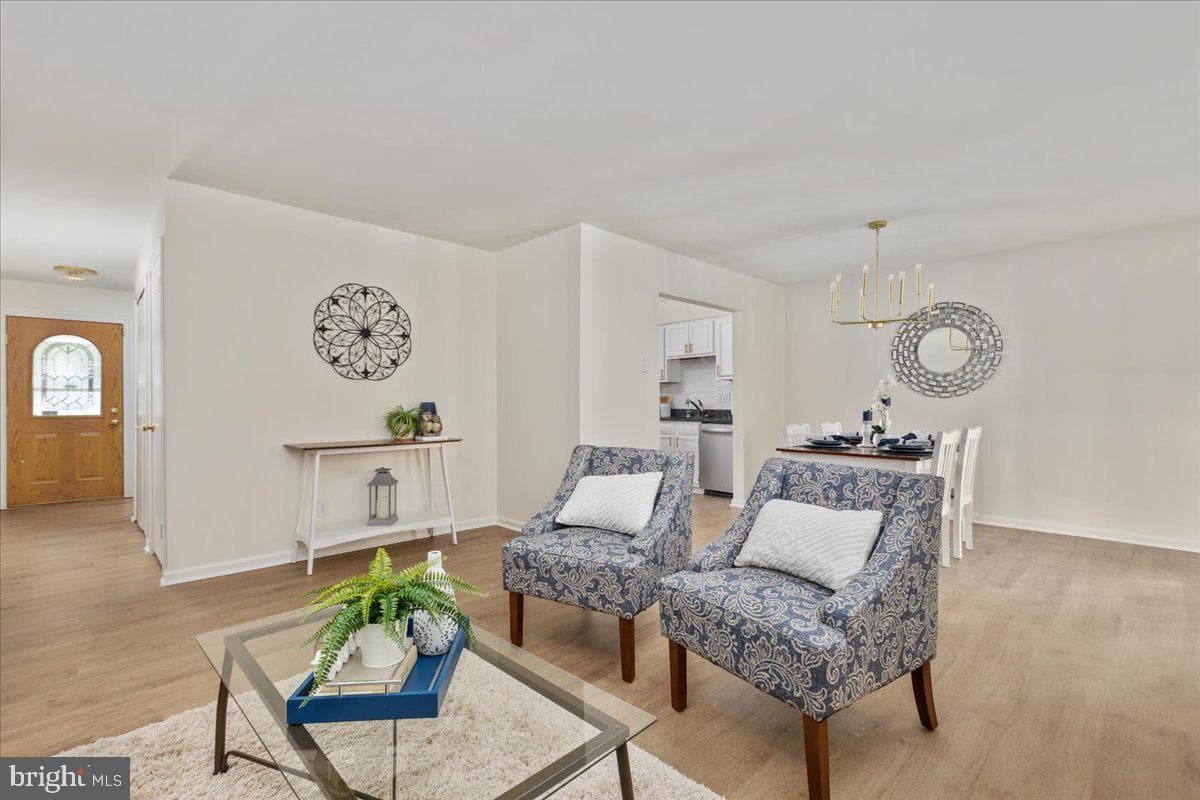 13021 Chalfont Avenue photo 5