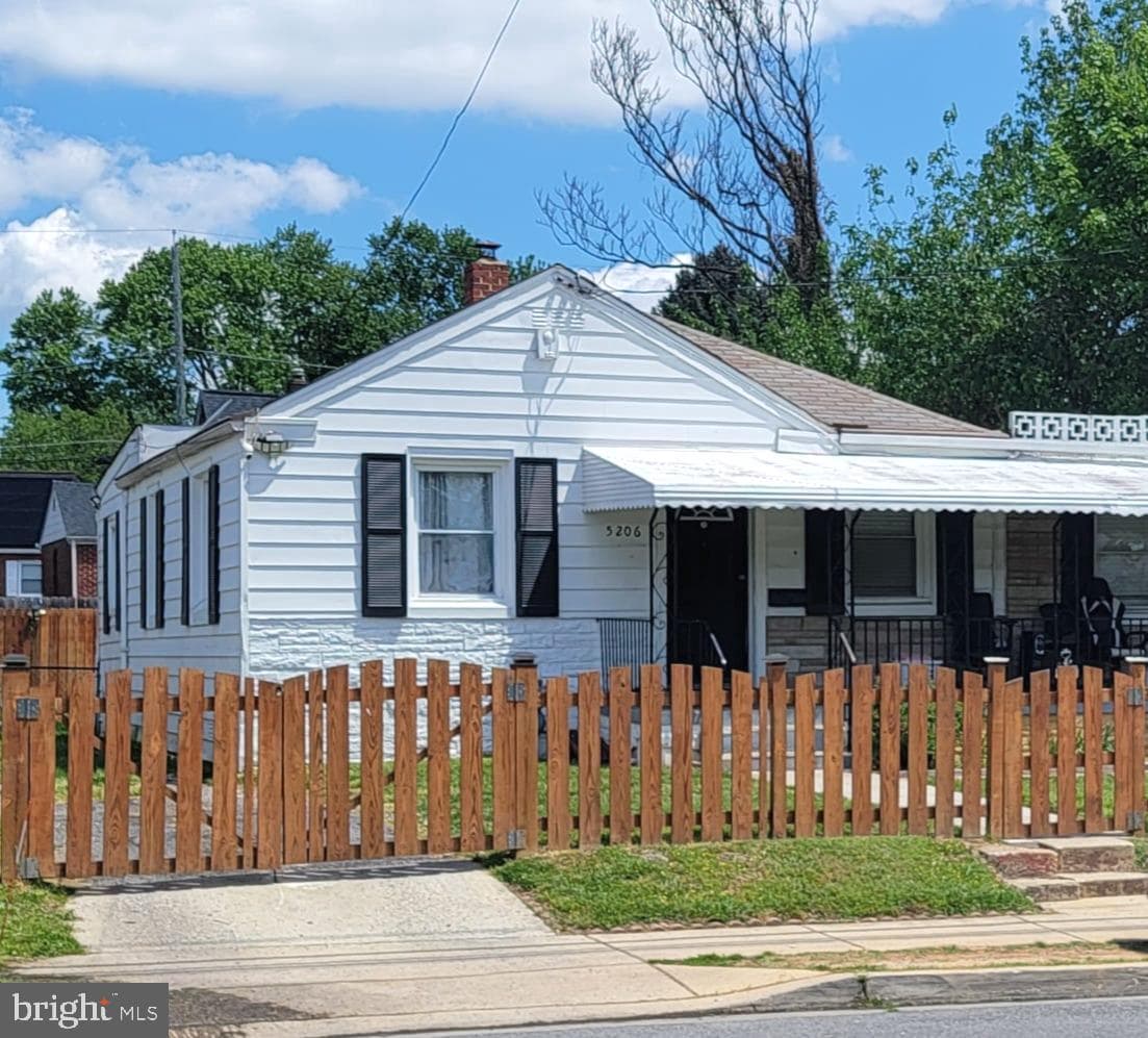 5206 Addison Road