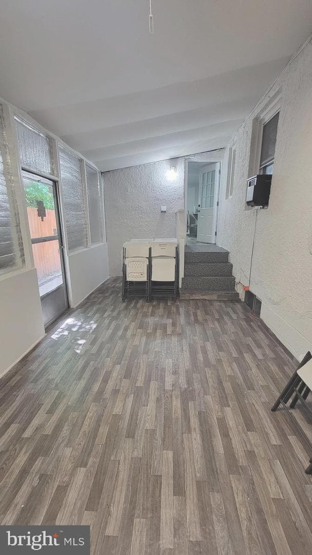 5206 Addison Road photo 18
