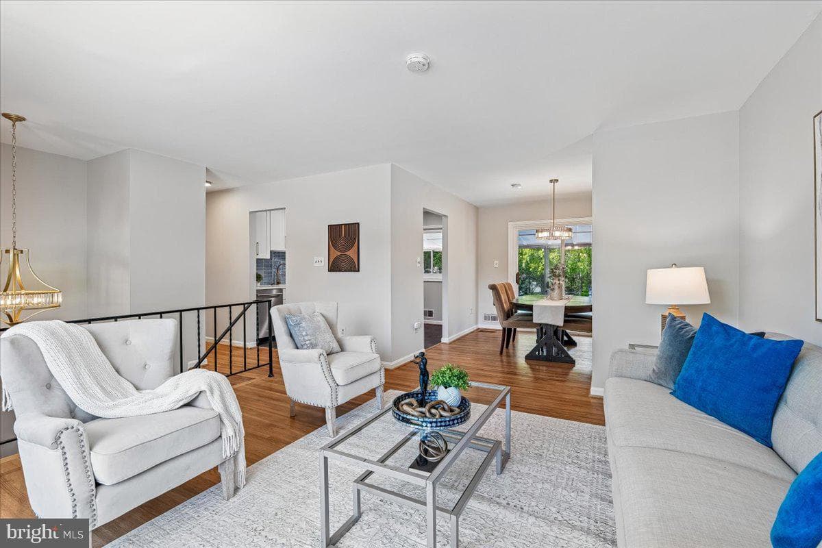 113 Rosewood Drive photo 10