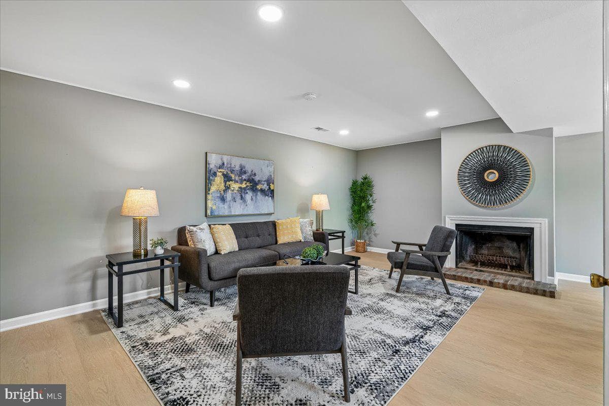 113 Rosewood Drive photo 36