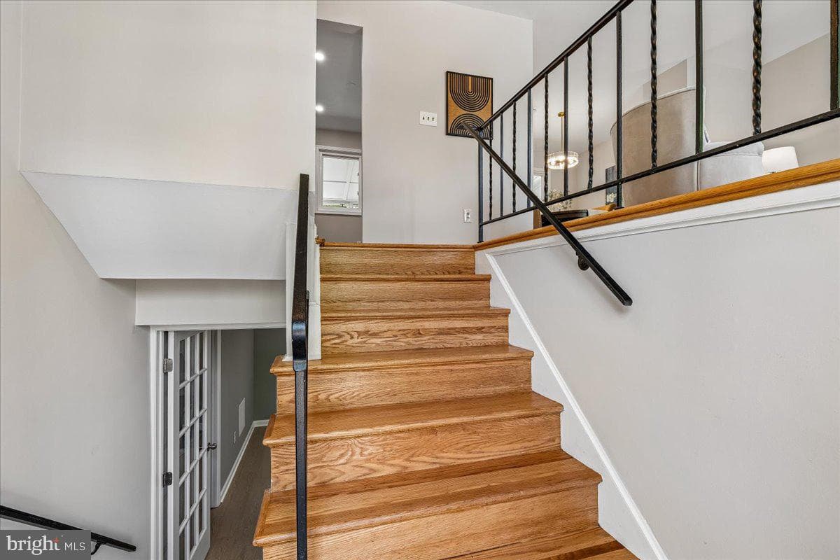 113 Rosewood Drive photo 5