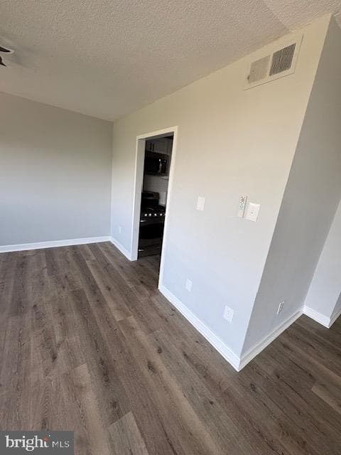 1836 Metzerott Rd # 704 photo 24