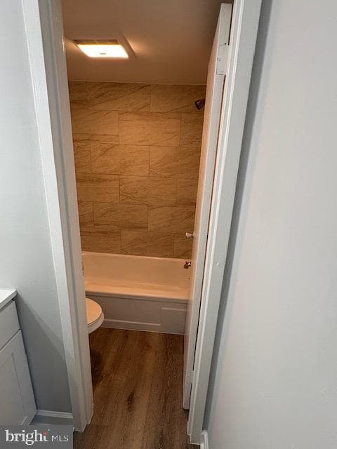 1836 Metzerott Rd # 704 photo 8