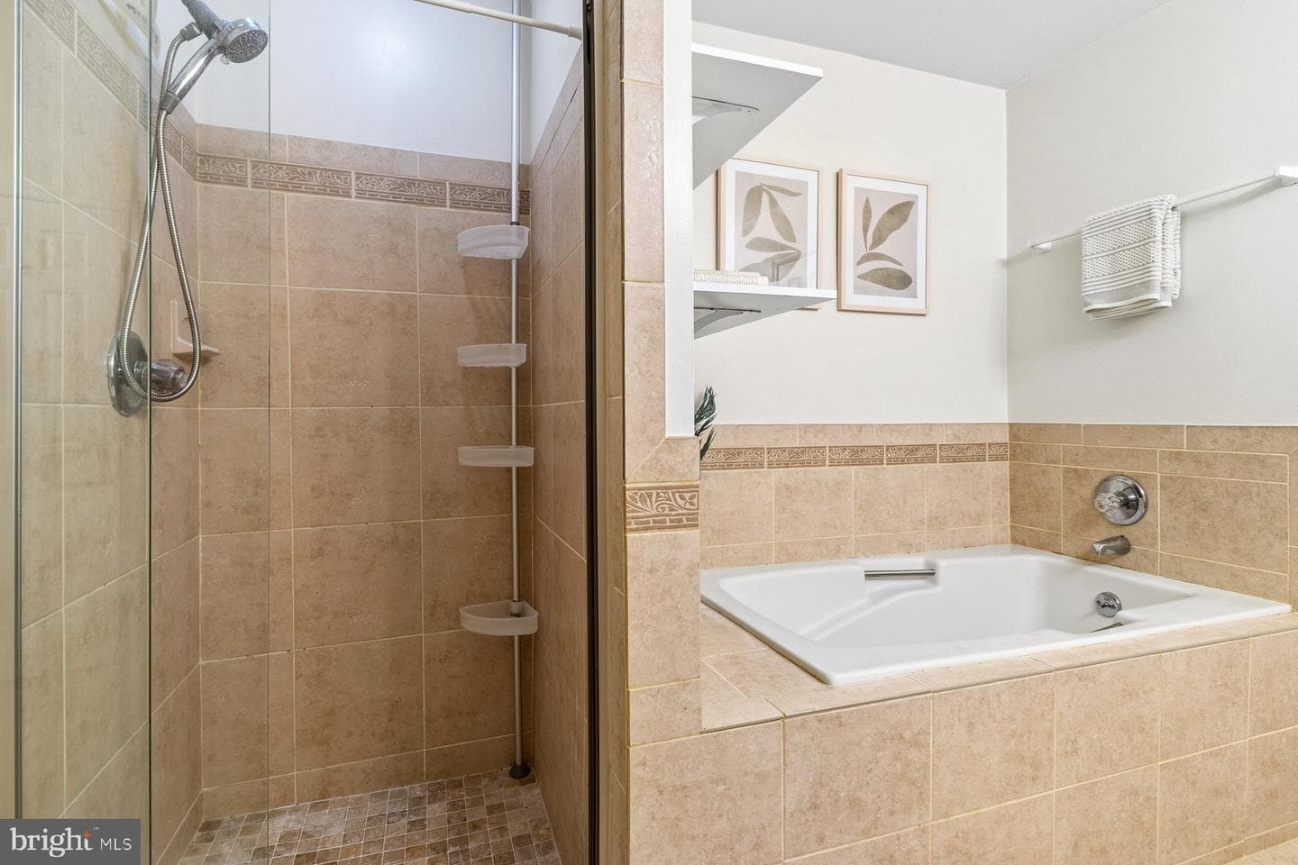 14215 Greenview Drive photo 21
