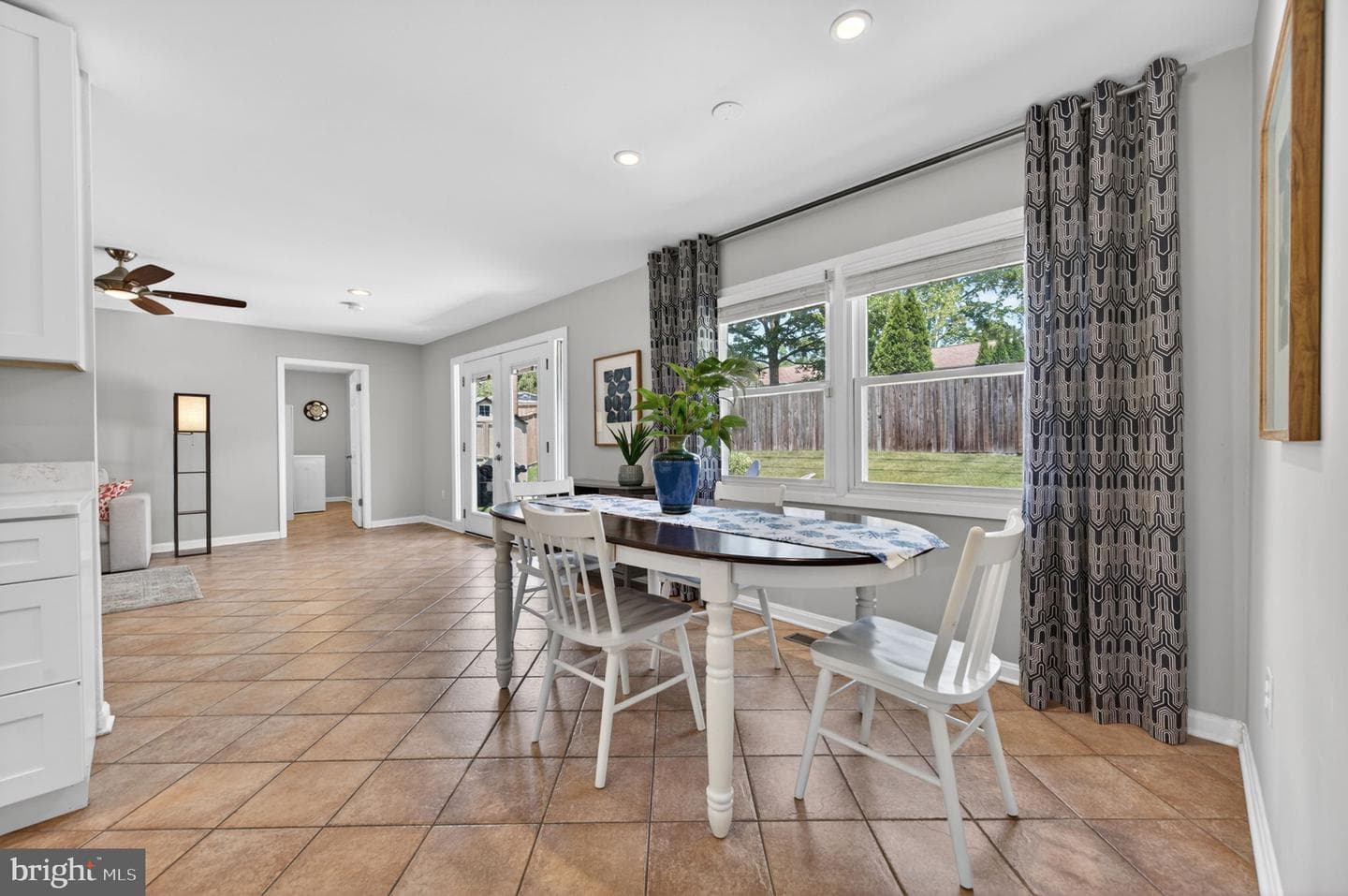 3905 Carvel Lane photo 28