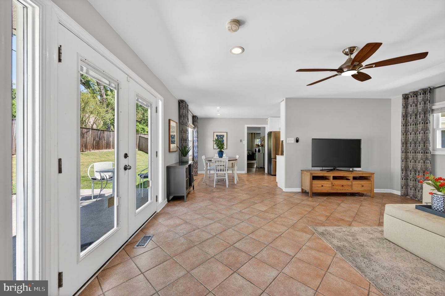 3905 Carvel Lane photo 31