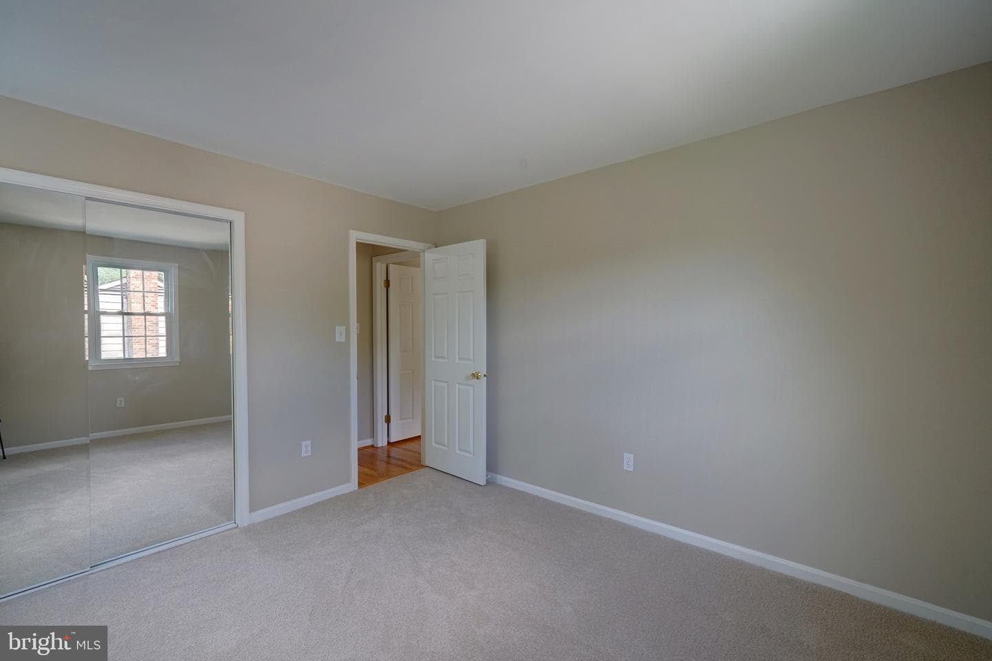 6301 Kaybro Street photo 64