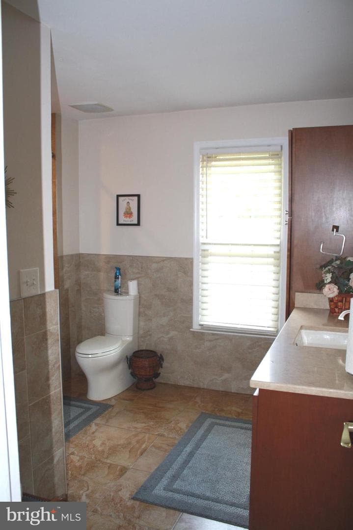 8606 Compass Court photo 23