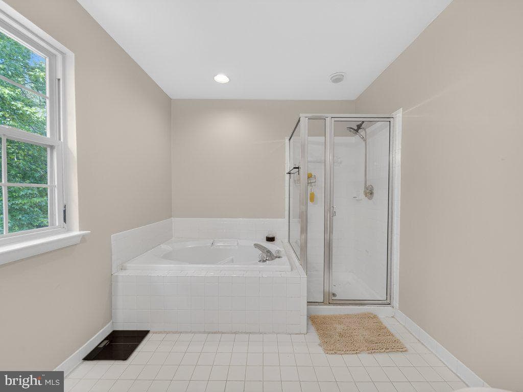 10319 Marlboro Woods photo 33