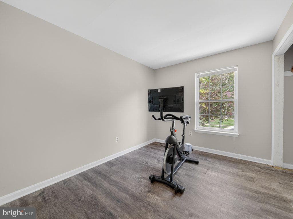 10319 Marlboro Woods photo 36