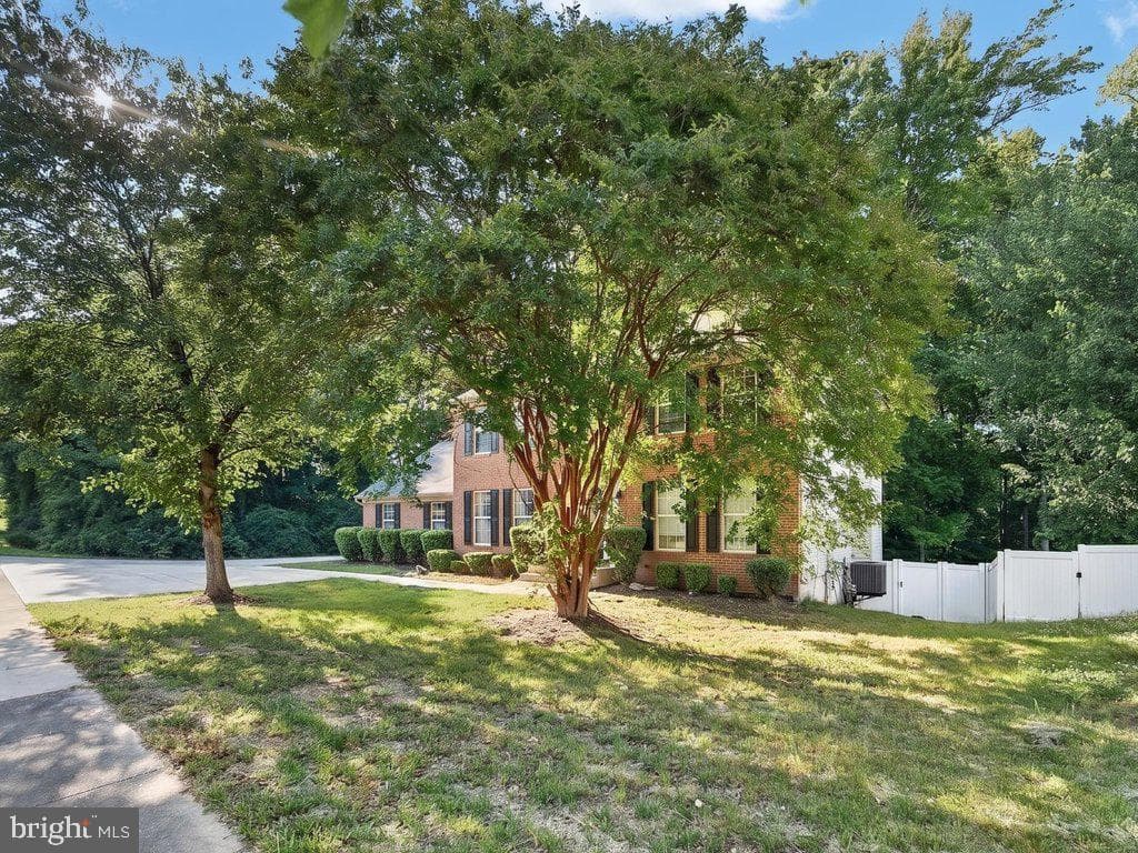10319 Marlboro Woods photo 4