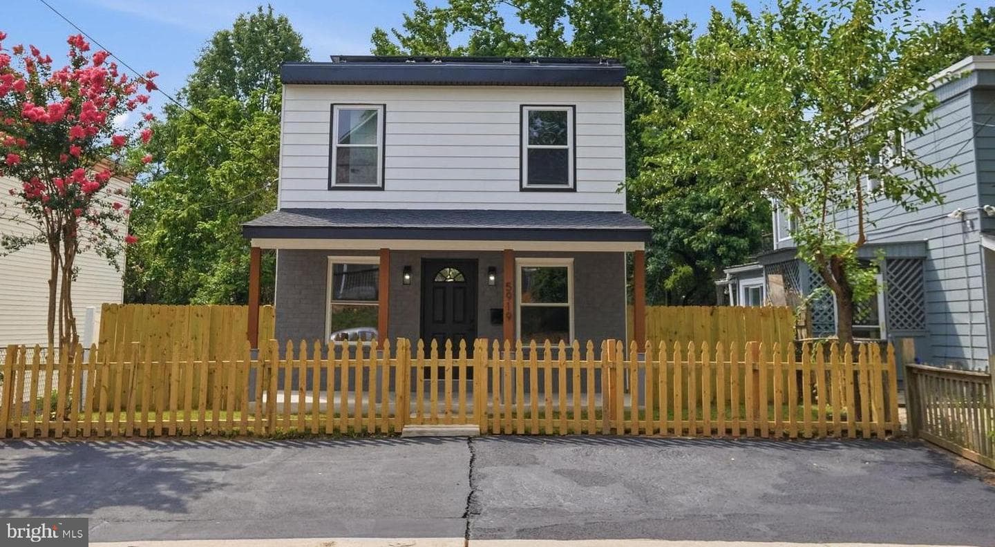 5919 Crown Street, Capitol Heights