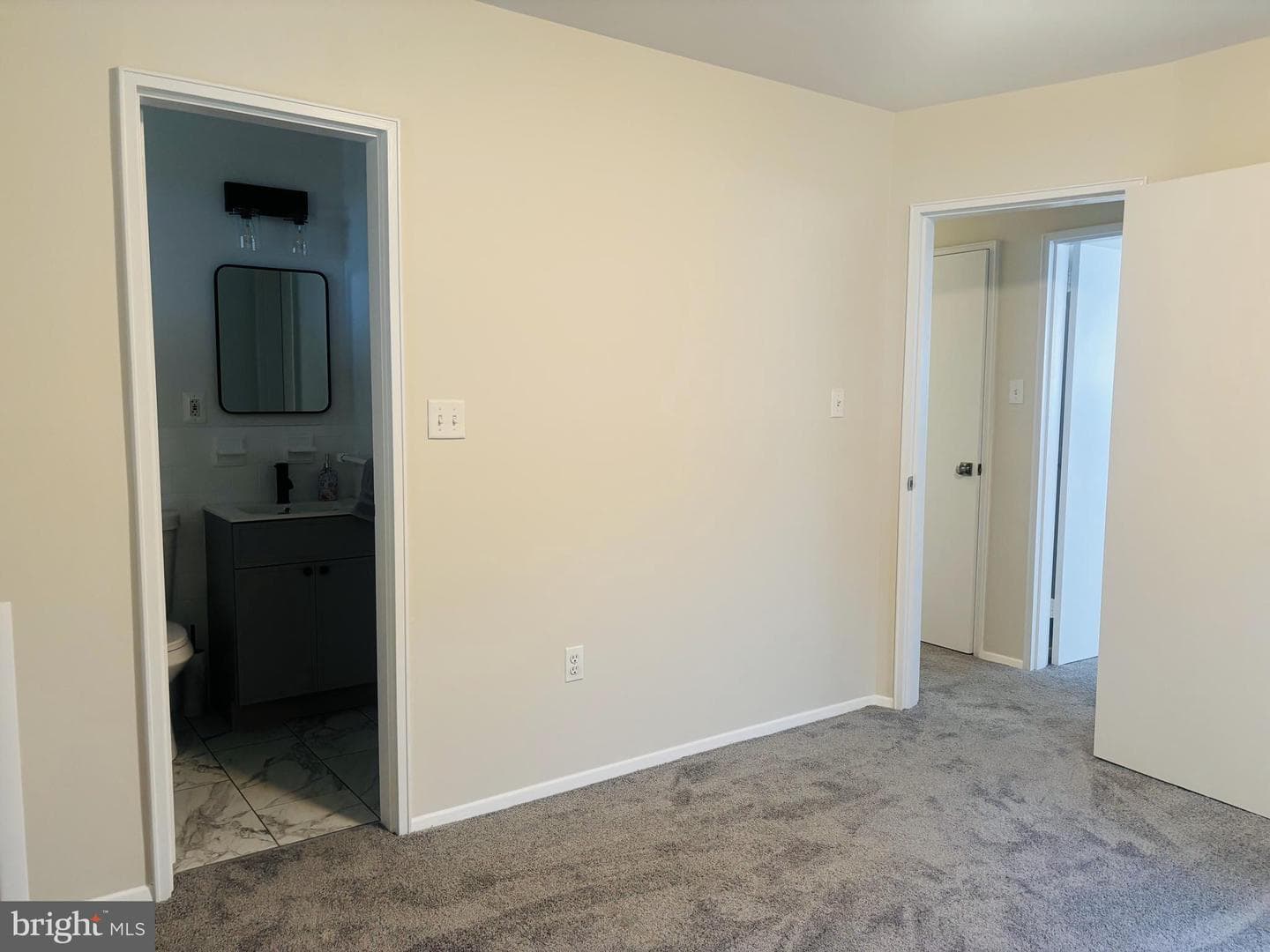 4714 Glenoak Road photo 19
