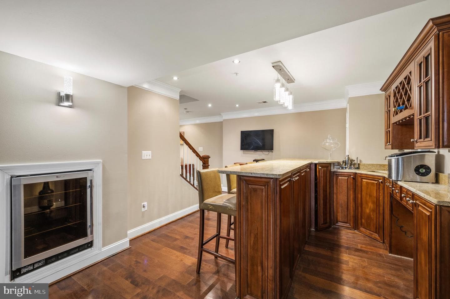 12104 Guinevere Place photo 31