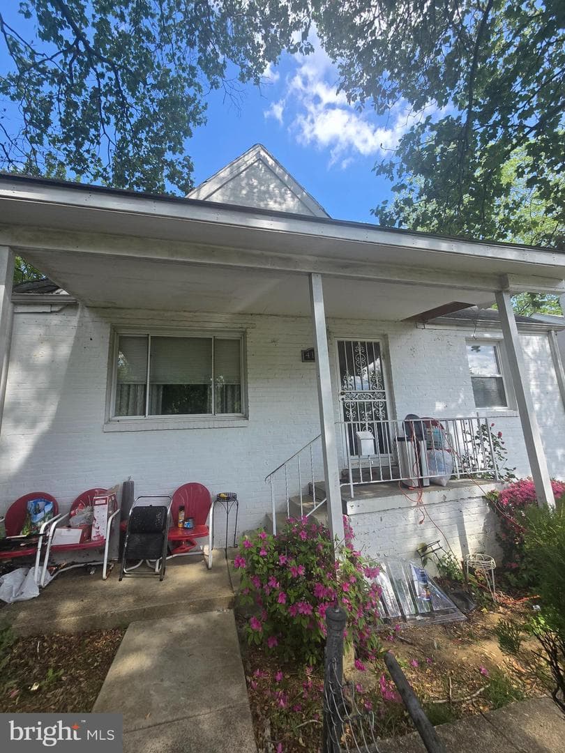 4106 Clark Street photo 3