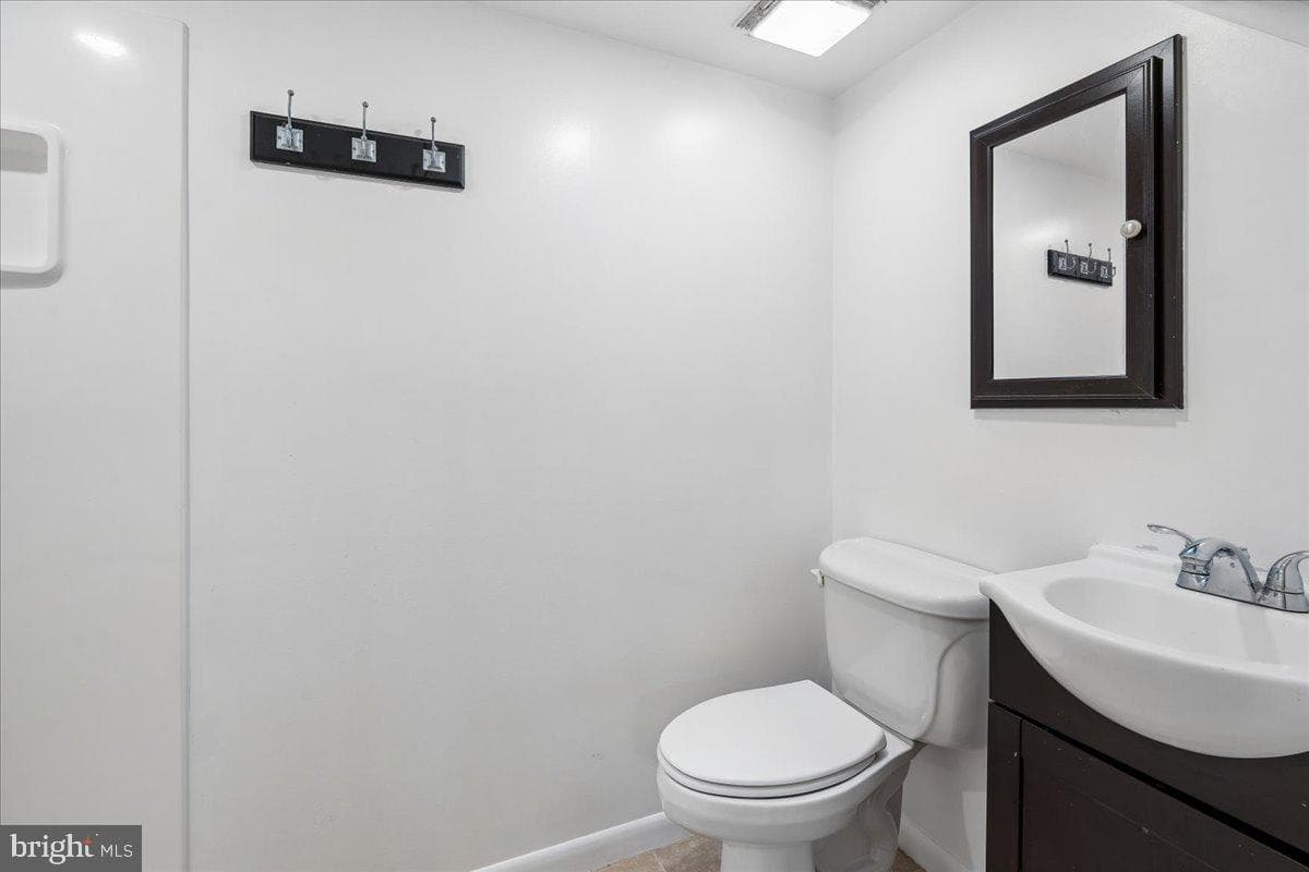 10909 Fleetwood Drive photo 22