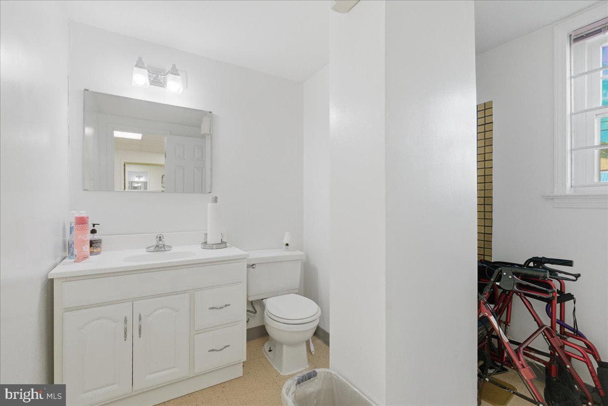 7118 Allentown Road photo 23