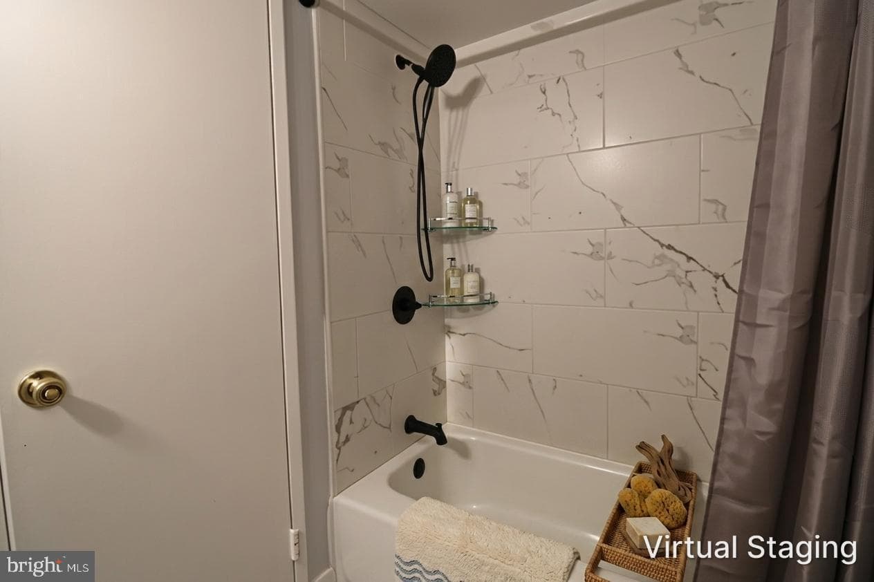 6100 Westchester Park Drive #516 photo 23