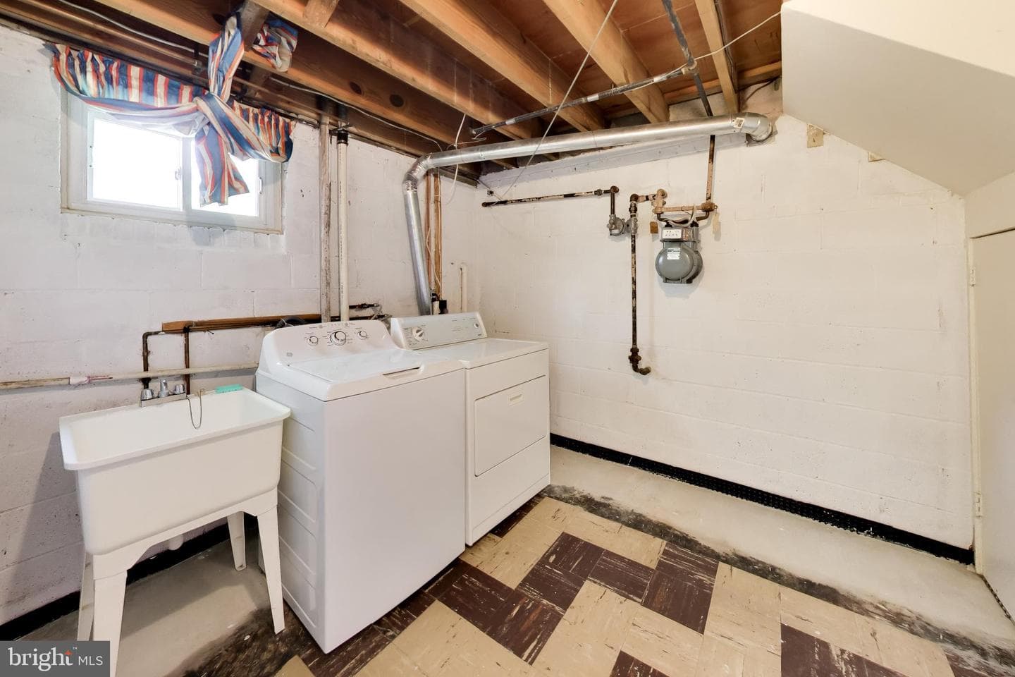 4206 Lyons St photo 28