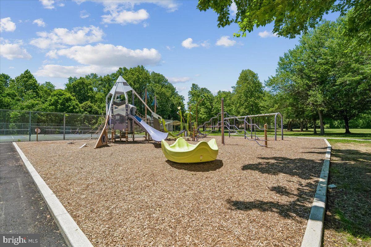 1004 Arbor Park Place photo 48