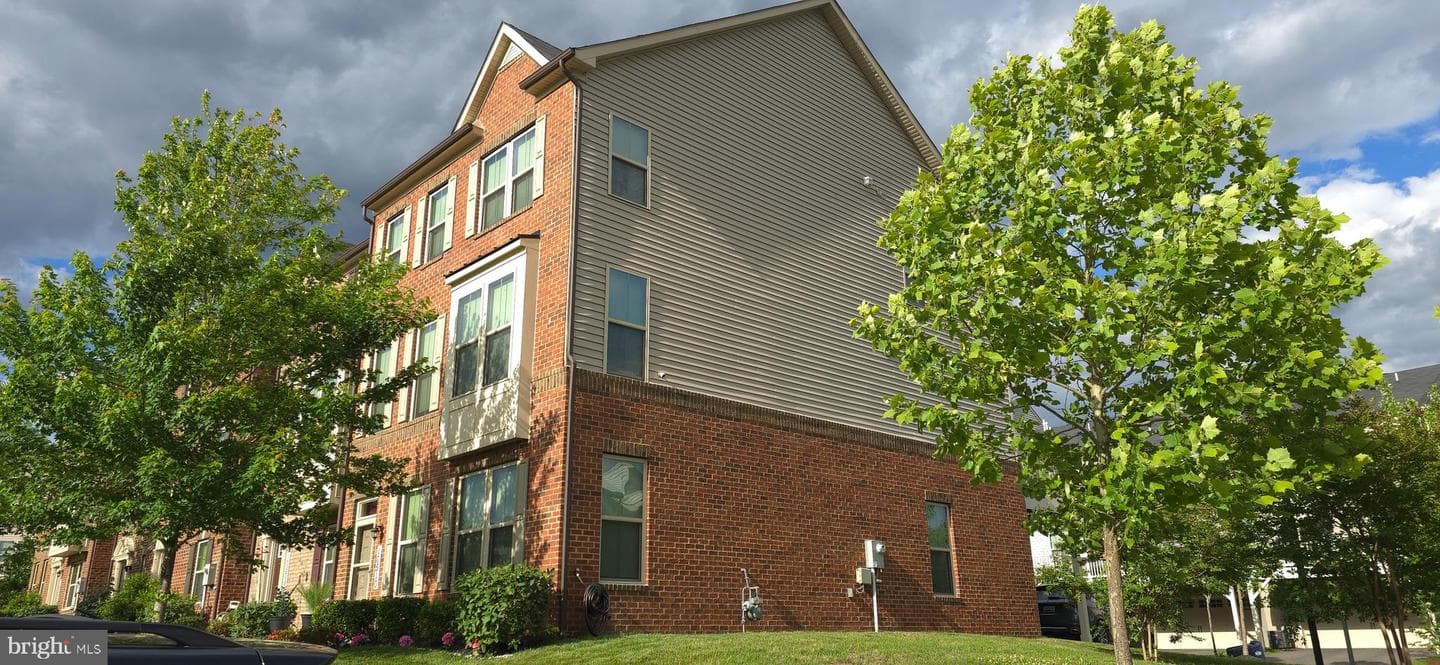 10510 Norbourne Farm Road photo 3