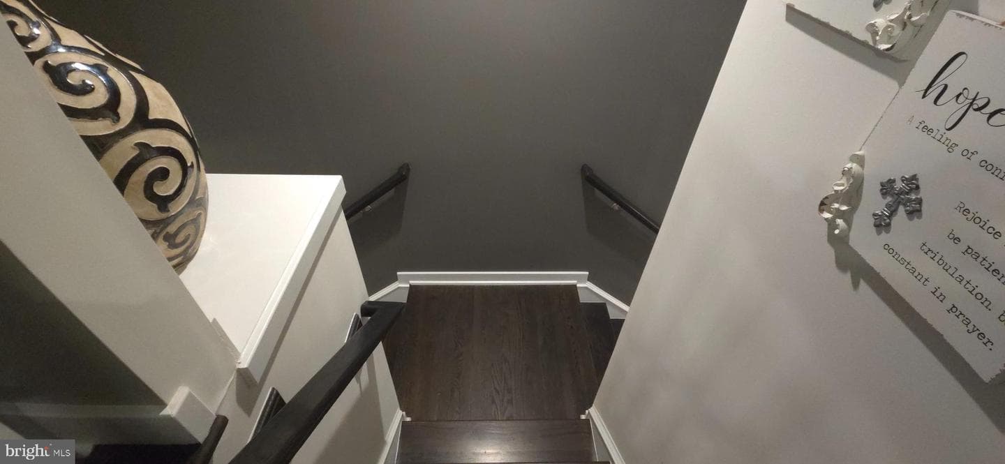 10510 Norbourne Farm Road photo 9