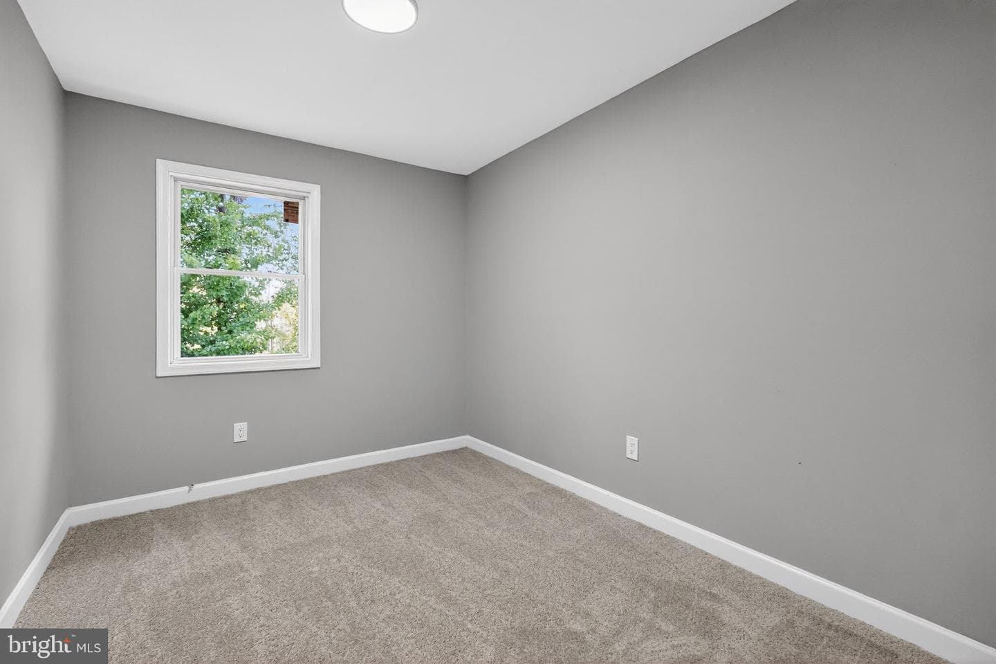 58 Daimler Drive #104 photo 3