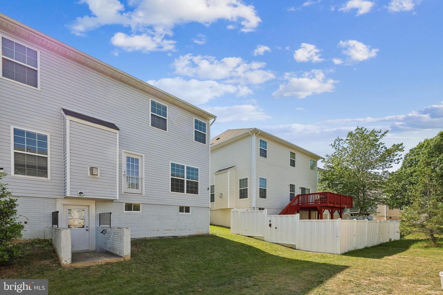 15628 Chadsey Lane photo 33