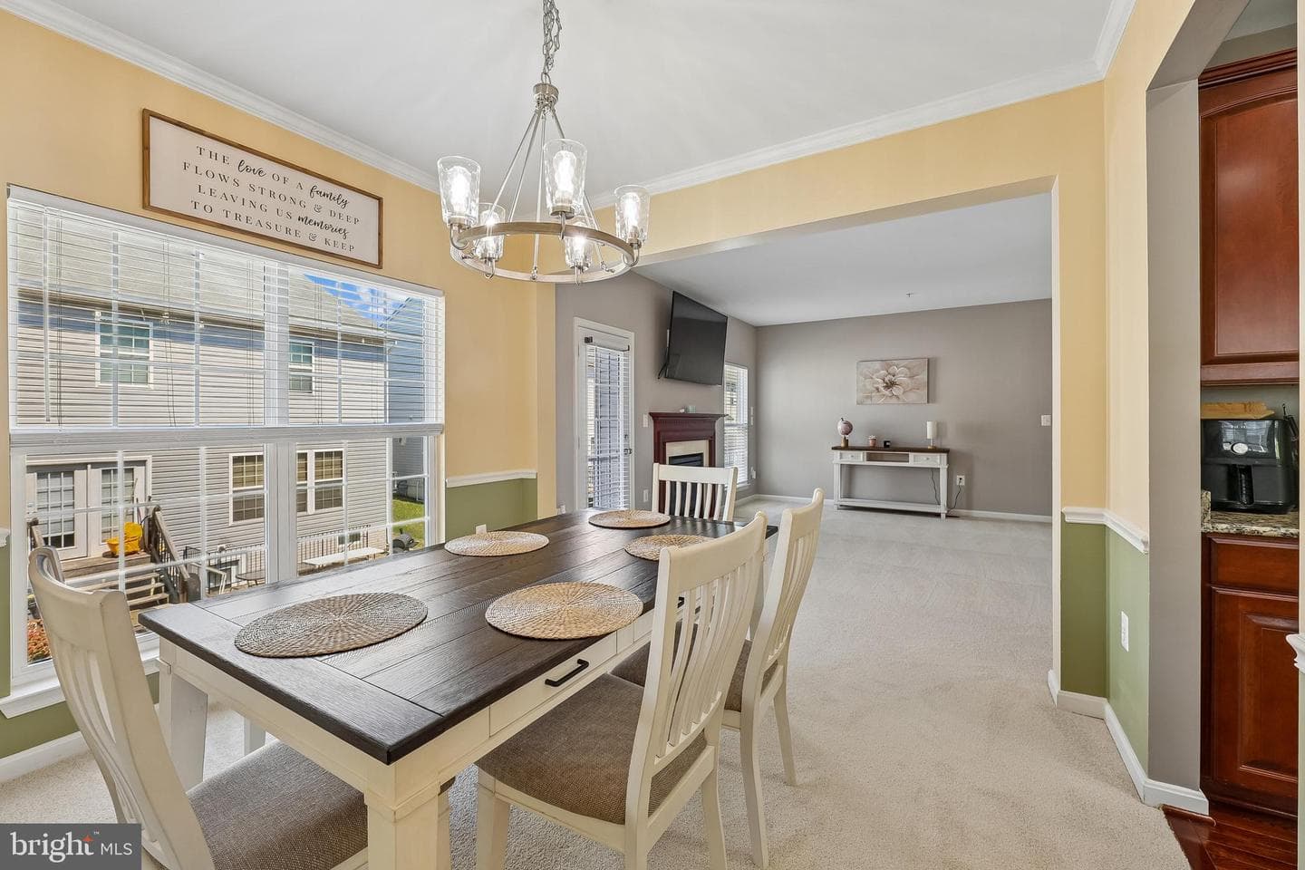 15628 Chadsey Lane photo 8