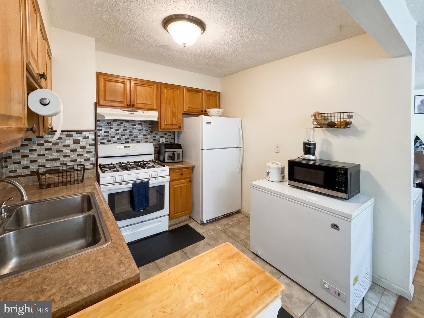 1822 Metzerott Road #401 photo 9