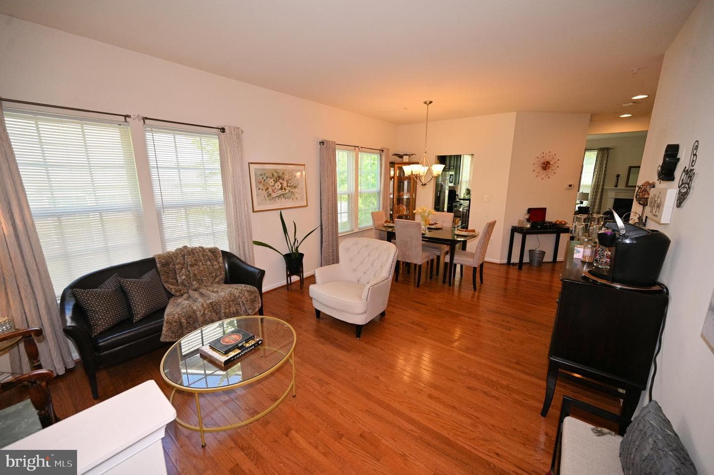 13810 Catzell Court photo 4