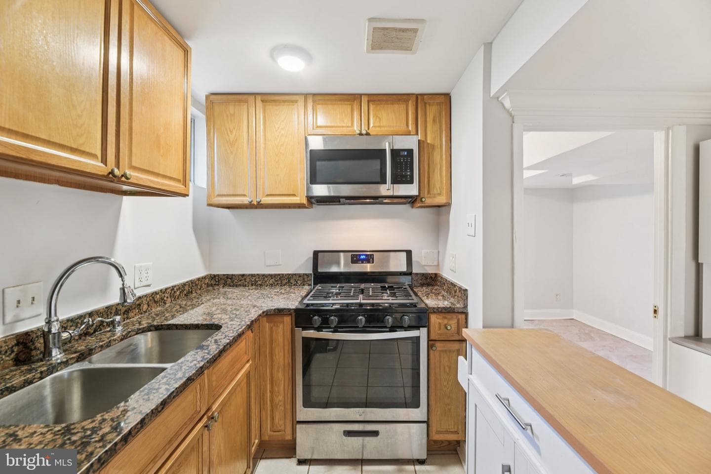 3019 Brodkin Avenue photo 24