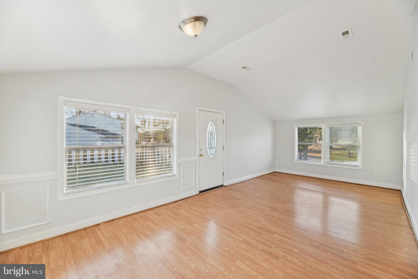 3019 Brodkin Avenue photo 8