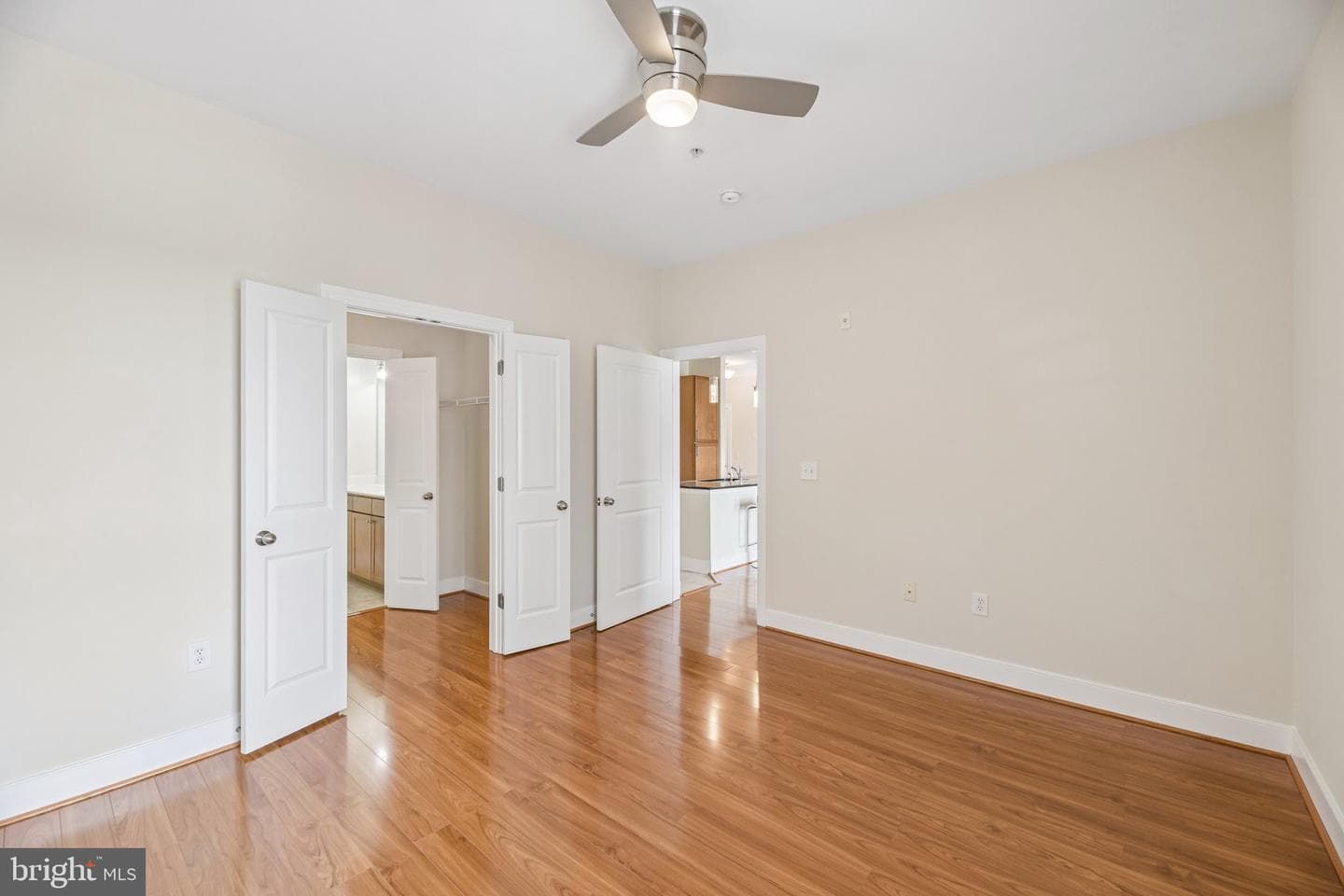 5400 Auth Road #531 photo 31