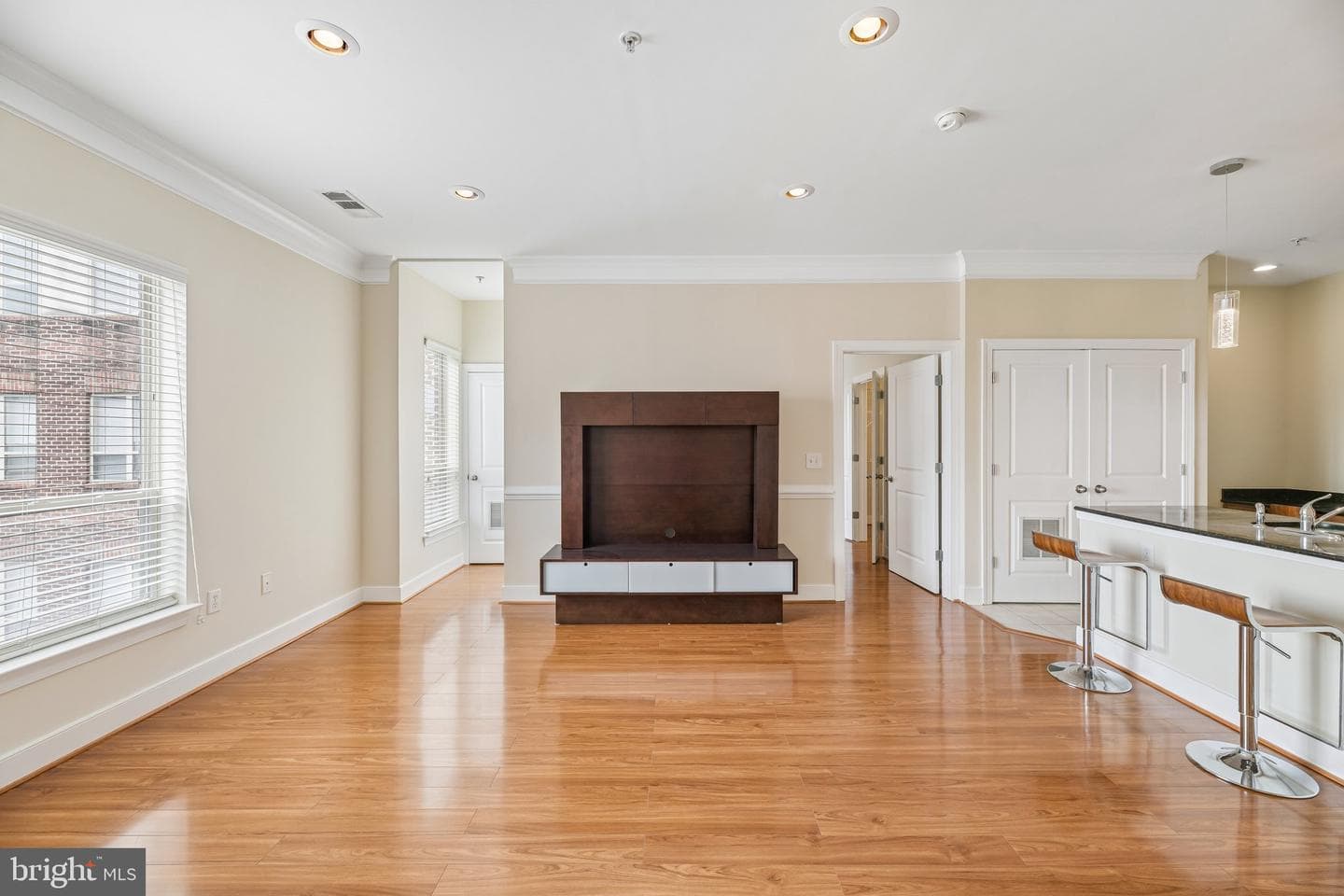 5400 Auth Road #531 photo 7