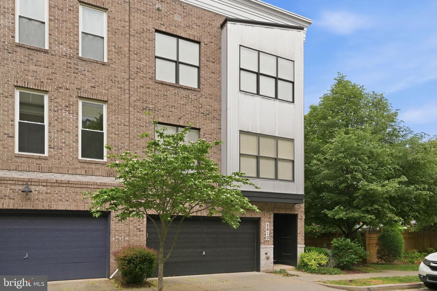5610 Lustine, Hyattsville